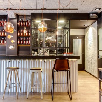APEROL Spritz Bar