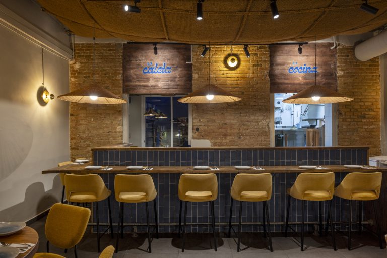 TABERNA CEVICHERA - MERCADO CENTRAL_Interiorismo restaurantes