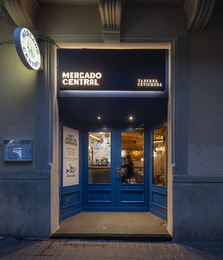 TABERNA CEVICHERA - MERCADO CENTRAL_Interiorismo restaurantes