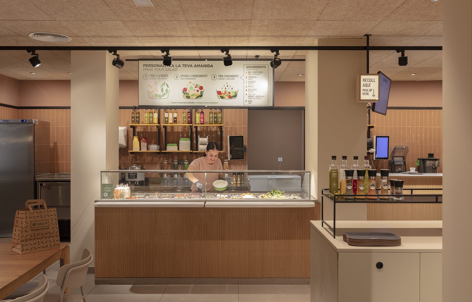 FABORIT CÒRSEGA CAFETERIA_INDASTUDIO