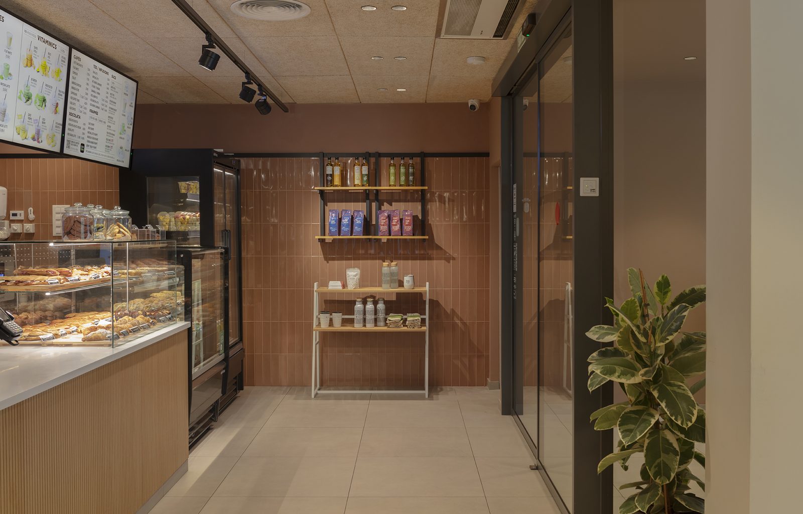 FABORIT CÒRSEGA CAFETERIA_INDASTUDIO