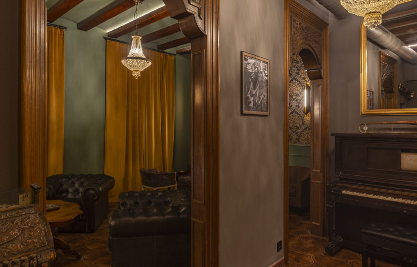 THE CRAFT CIGAR CLUB_INTERIORISMO COCKTAIL BAR