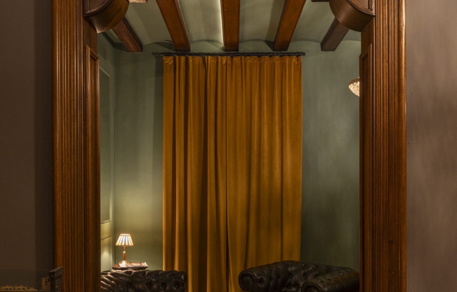 THE CRAFT CIGAR CLUB_INTERIORISMO COCKTAIL BAR