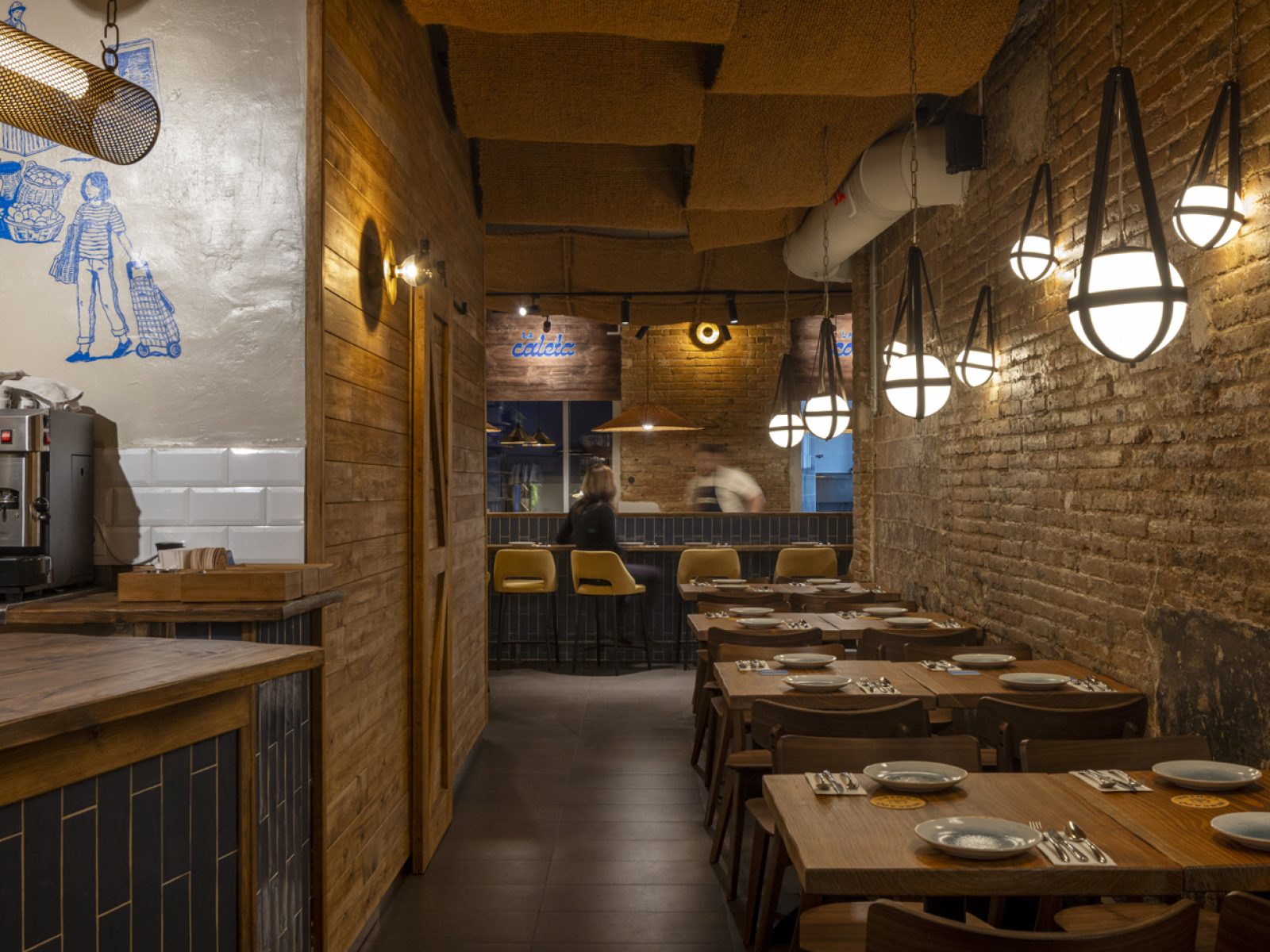 TABERNA CEVICHERA - MERCADO CENTRAL_Interiorismo restaurantes