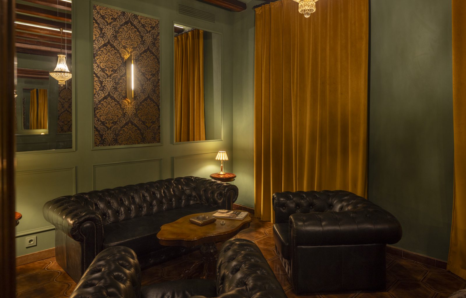 THE CRAFT CIGAR CLUB_INTERIORISMO COCKTAIL BAR