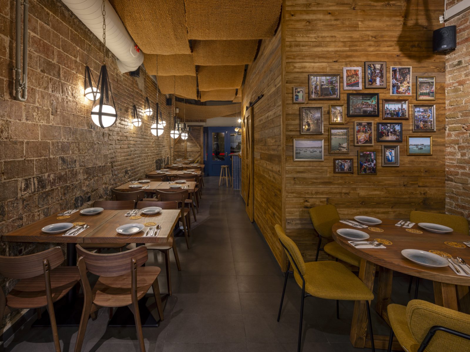 TABERNA CEVICHERA - MERCADO CENTRAL_Interiorismo restaurantes