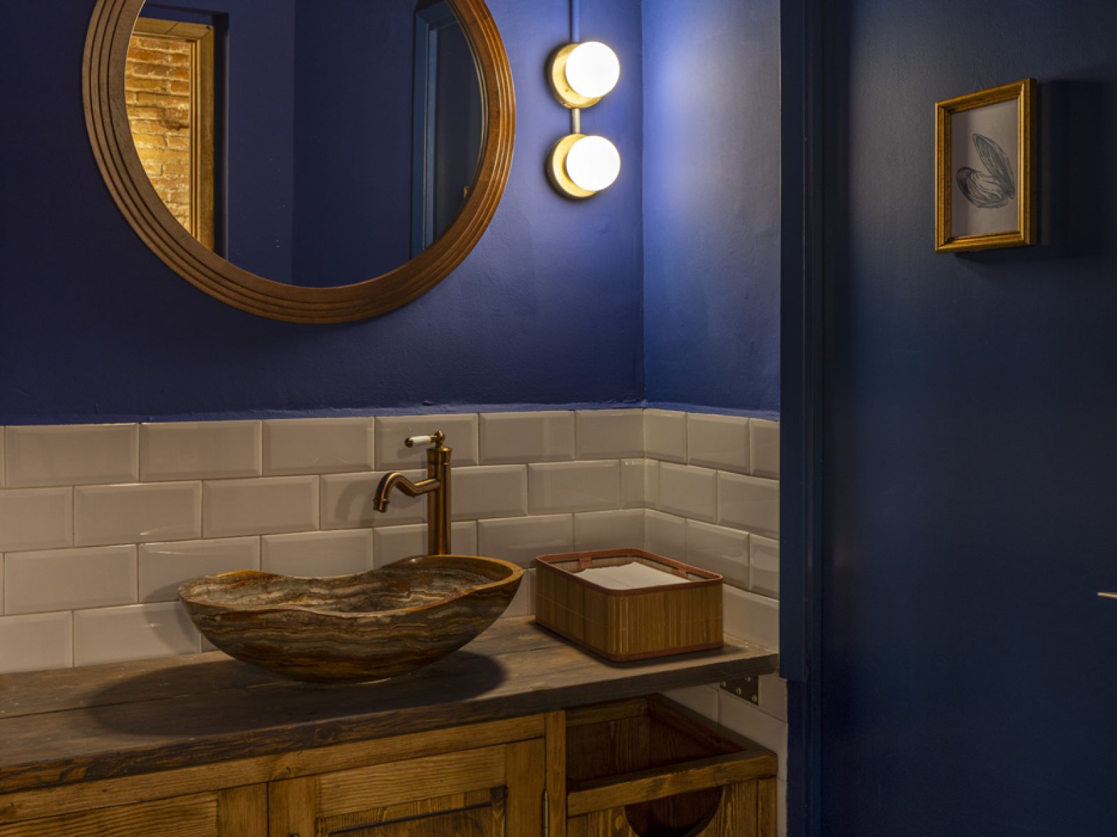 TABERNA CEVICHERA - MERCADO CENTRAL_Interiorismo restaurantes